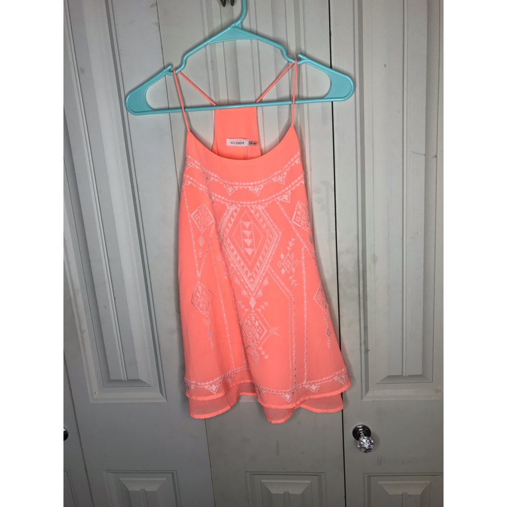 Boutique coral embroidered tank